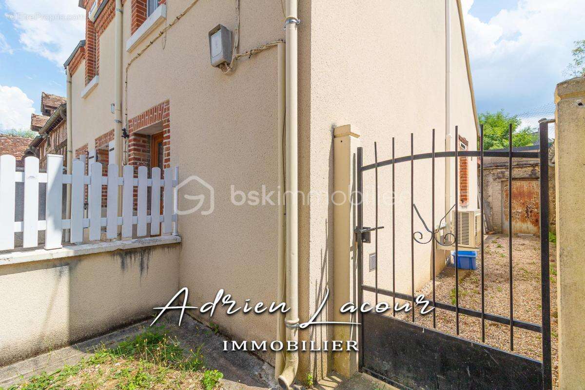 Jolie maison de ville avec climatisation - photo 17