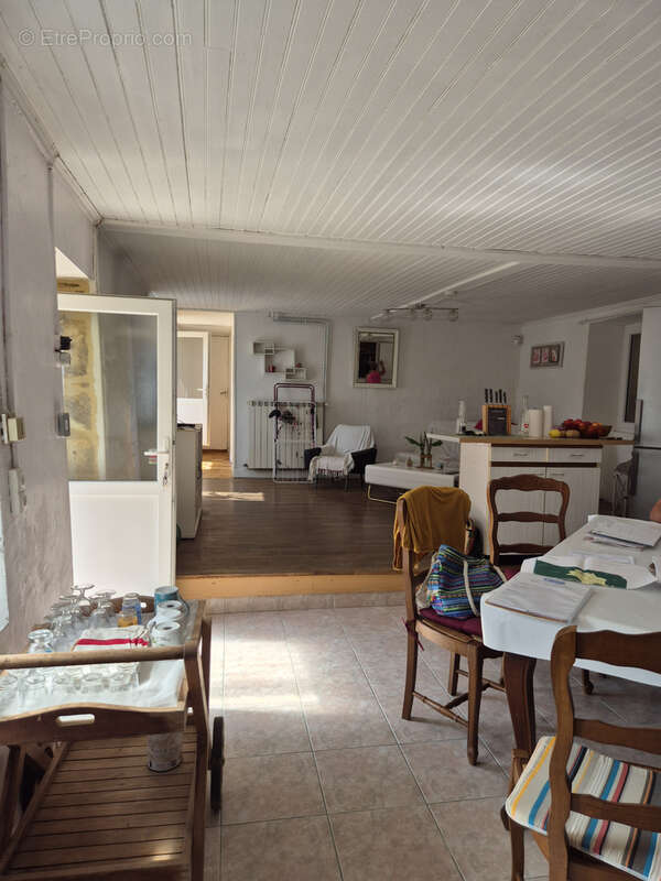 Maison à SALIGNAC-EYVIGUES