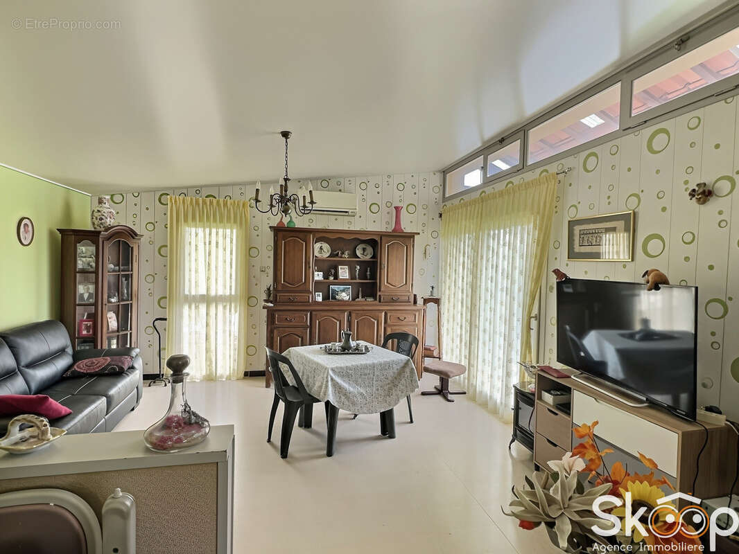 Vente maison 4 pièces avec jardin cave et garage  - clavières - alès (30100) - photo 3