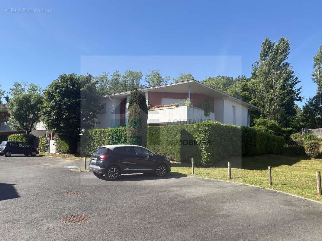 Appartement à GENISSAC