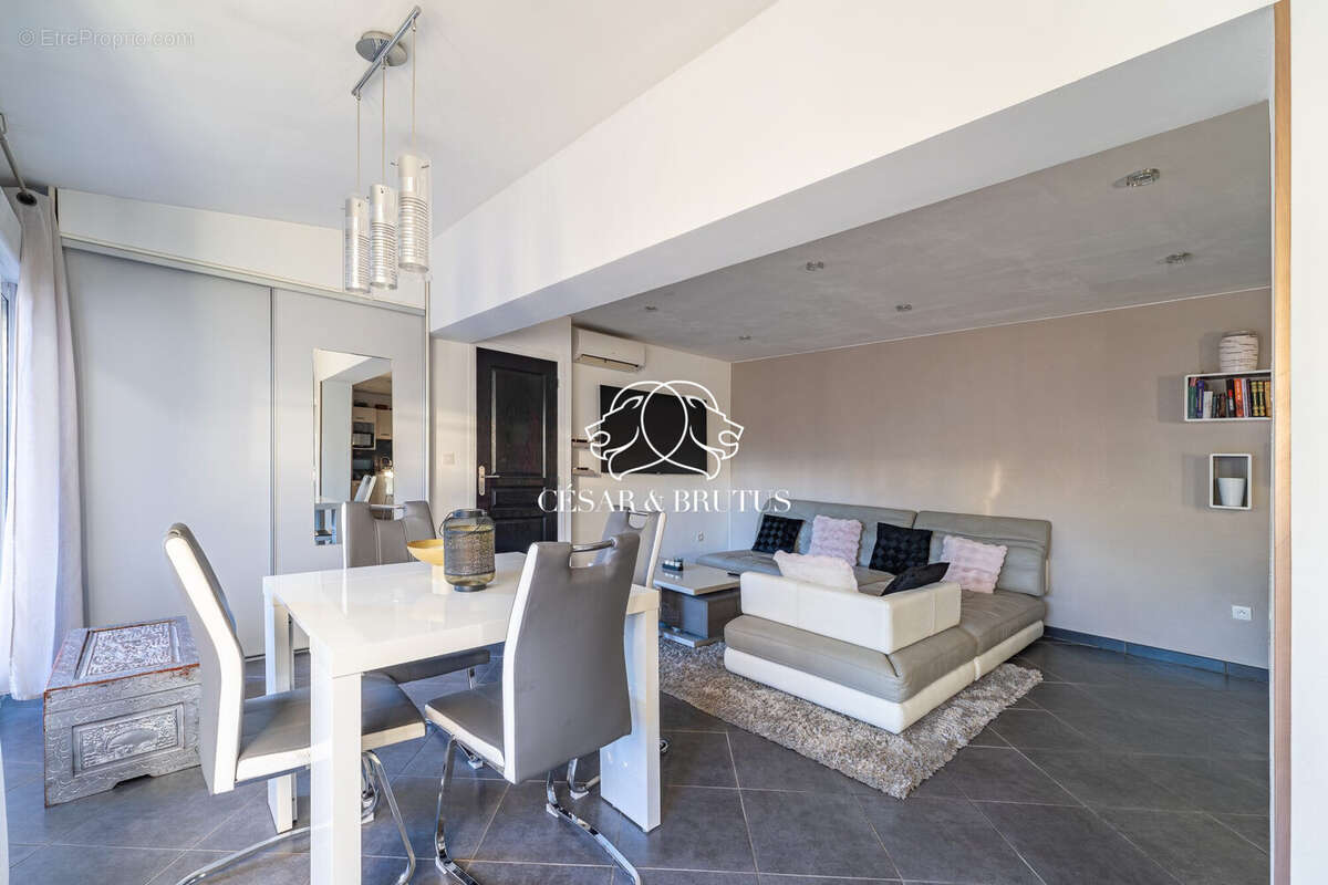 Maison 80 m² à Bron  - photo 6