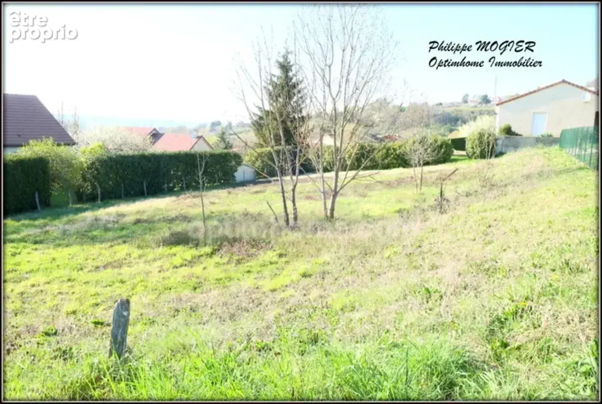Abrest, terrain constructible de 1413 m2 - photo 5