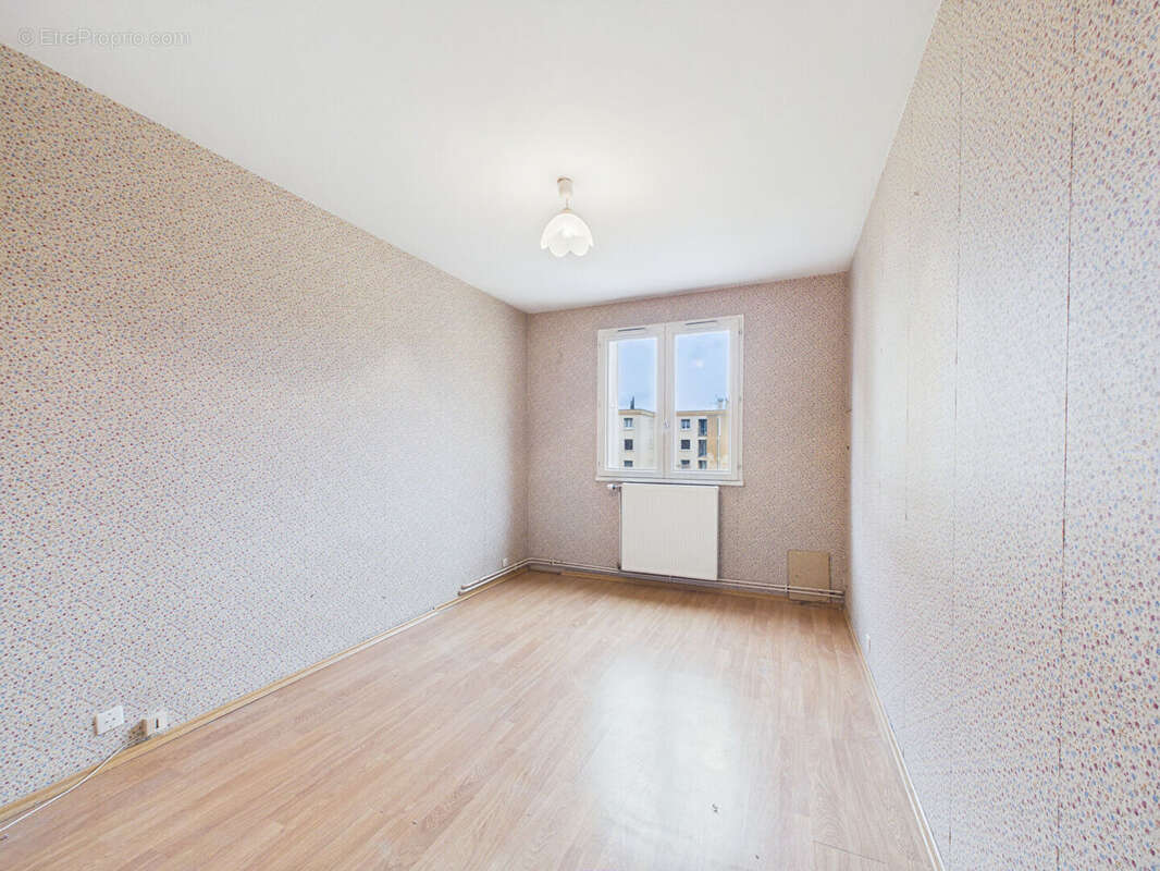 Appartement à TOURNON-SUR-RHONE
