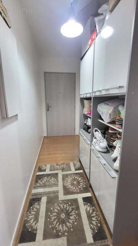 Appartement à VENETTE
