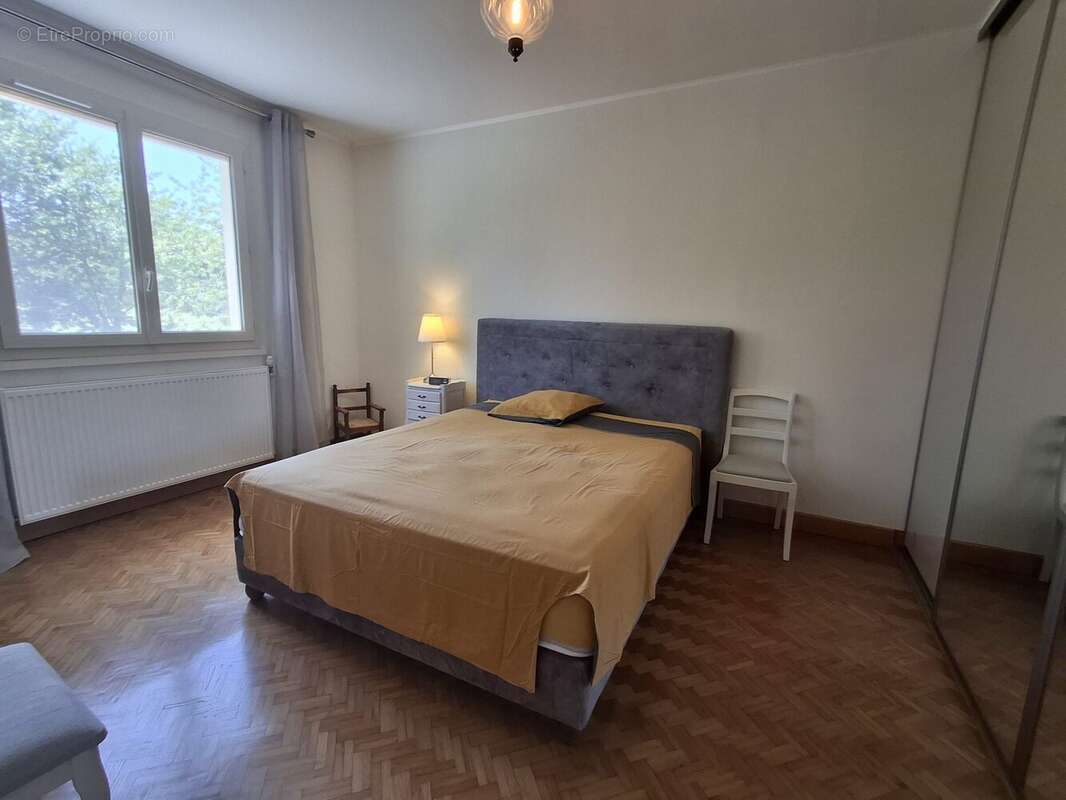 Maison à MONPAZIER