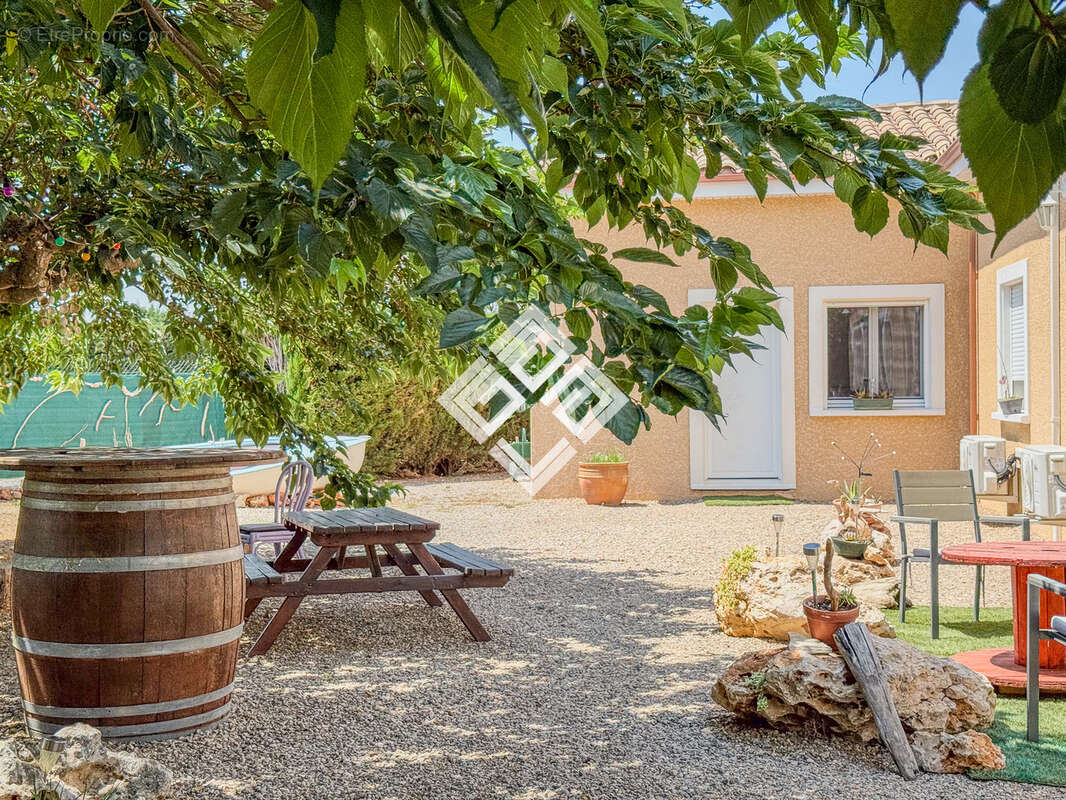 Maison à LEZIGNAN-CORBIERES