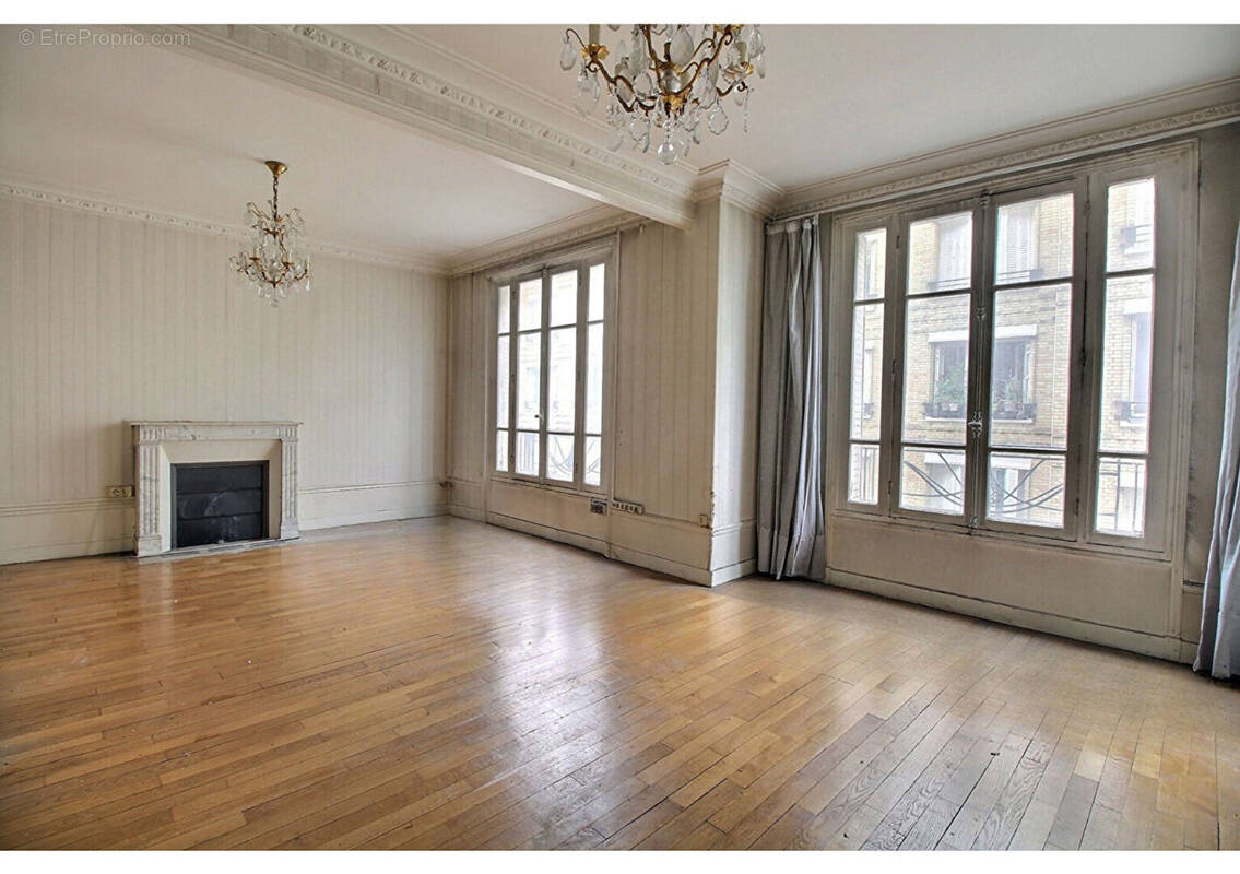 Appartement à ASNIERES-SUR-SEINE