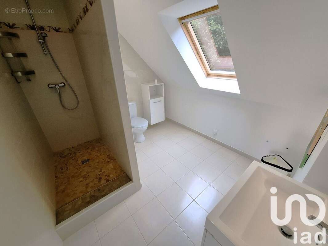 Photo 9 - Maison à FEUGERES