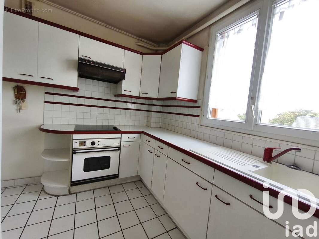 Photo 4 - Appartement à LIVRY-GARGAN