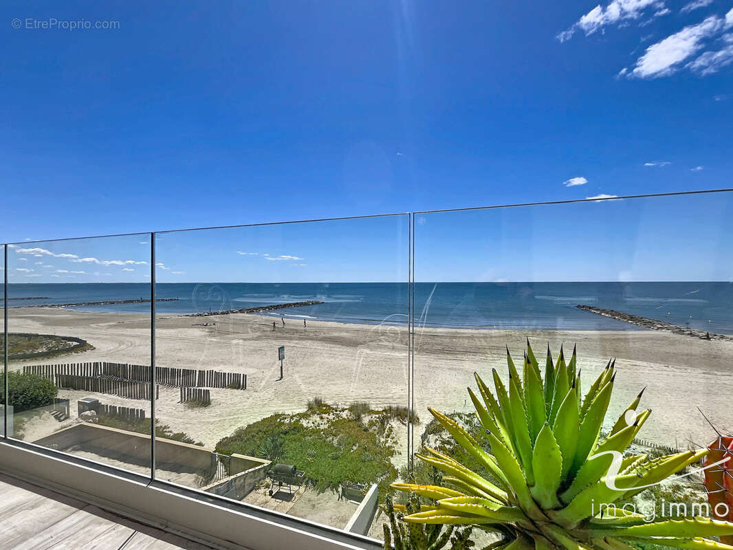 Appartement à MAUGUIO