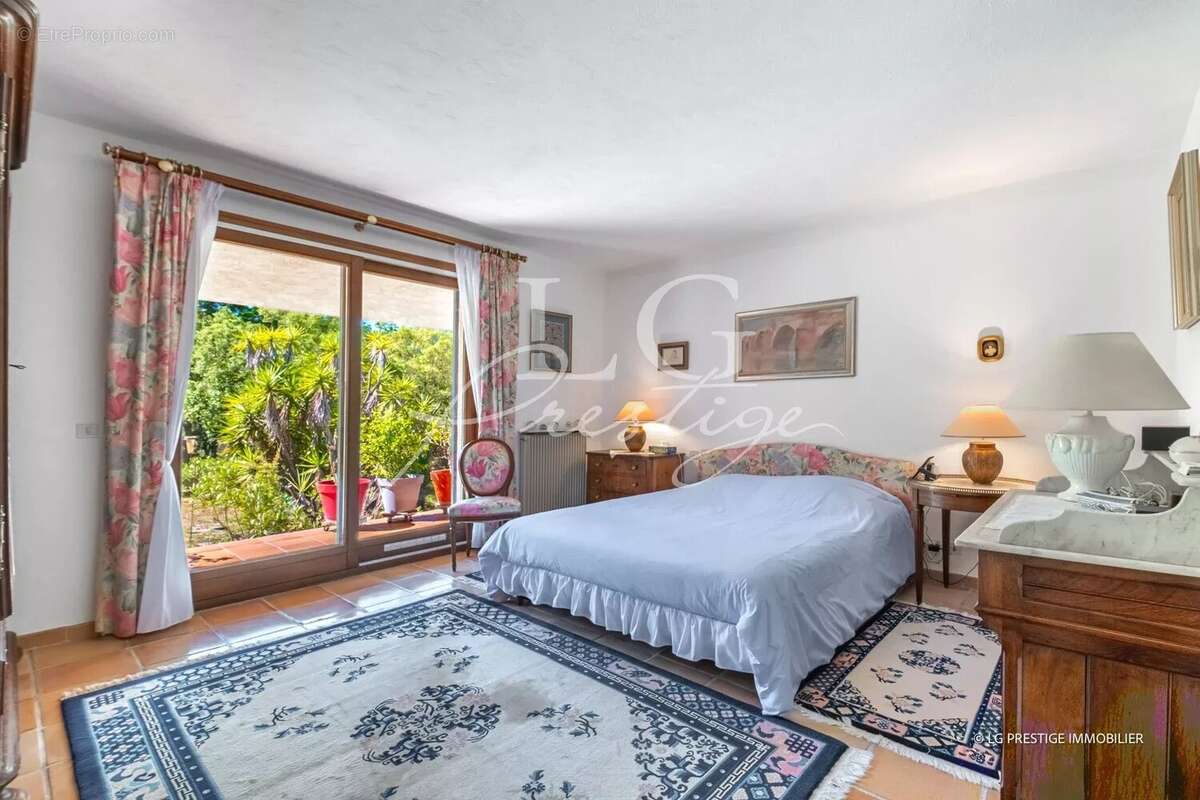 Maison à FREJUS