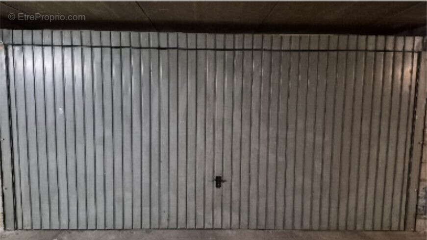Parking à LYON-3E