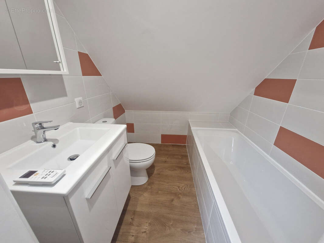 Maison à OUZOUER-LE-DOYEN