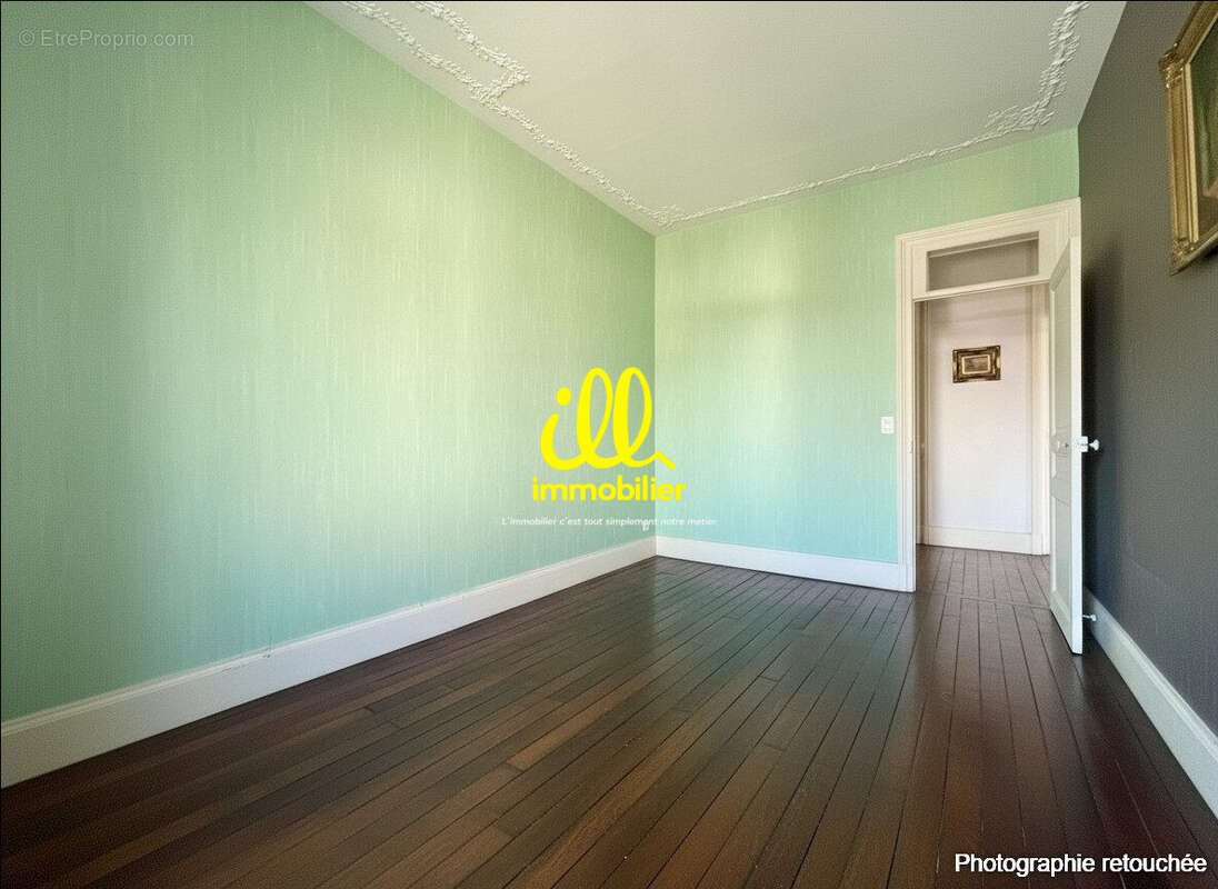 Appartement 176 m² à Charleville-Mezieres  - photo 5