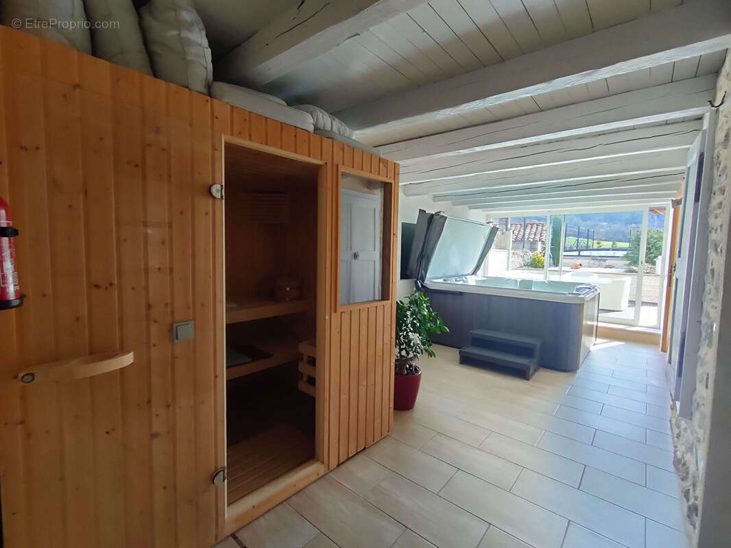 Maison à ARANC