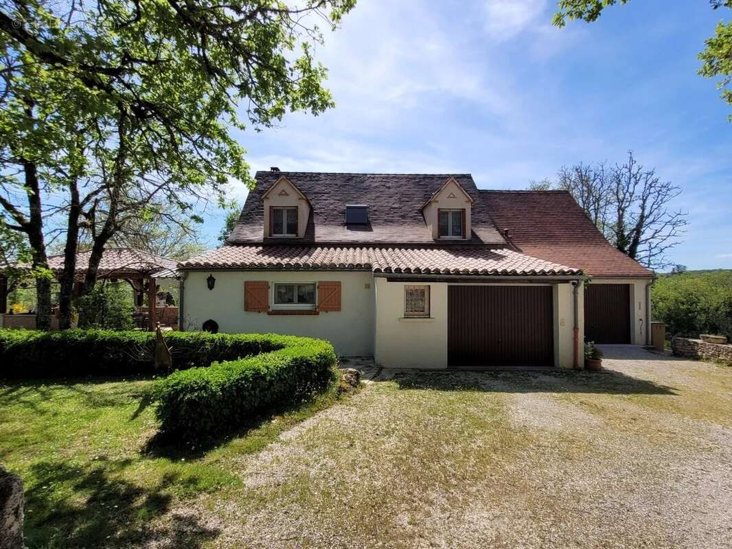 Maison à FLAUJAC-POUJOLS