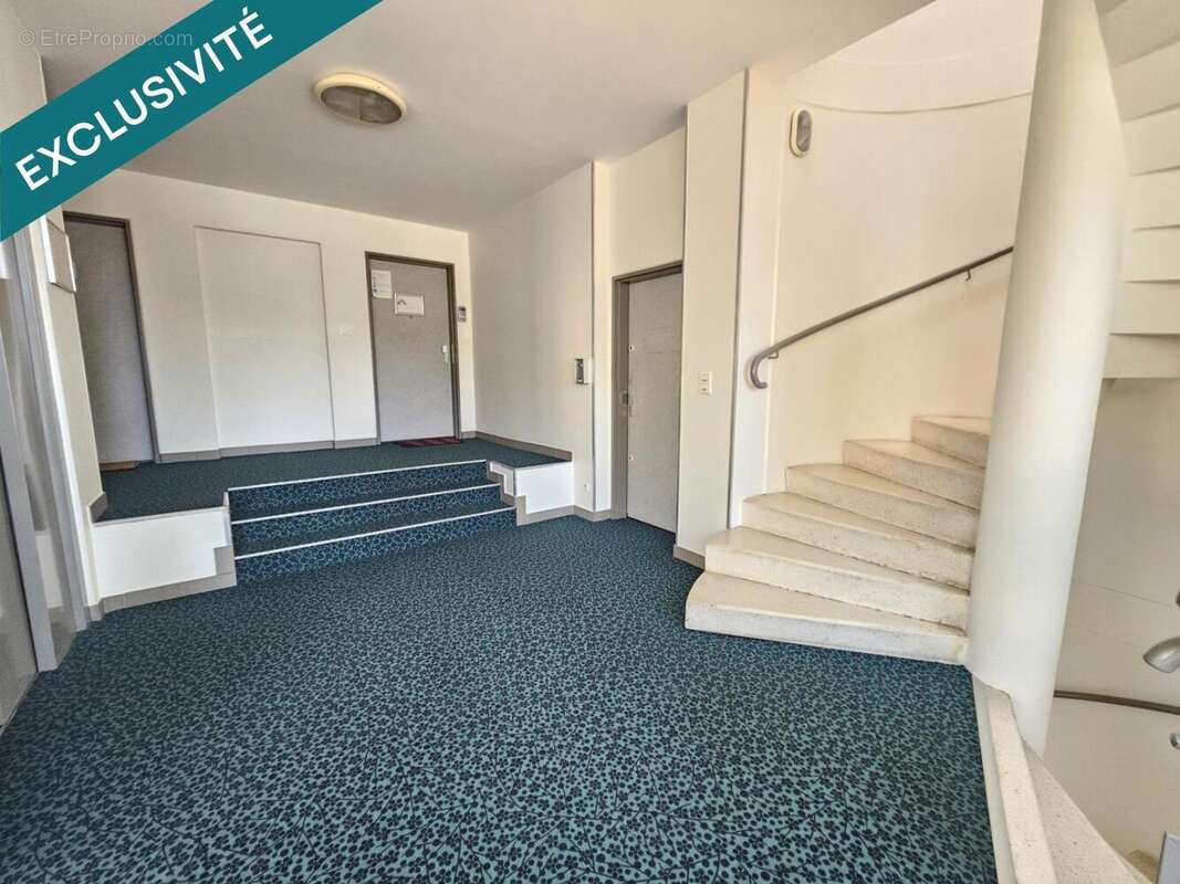 Photo 5 - Commerce à BESANCON