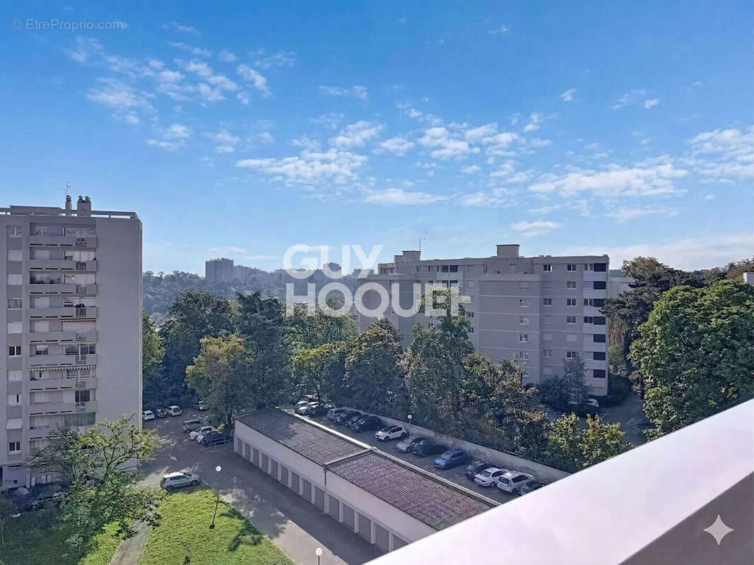 Appartement à OULLINS