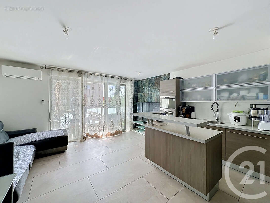 Appartement à SAINT-FONS