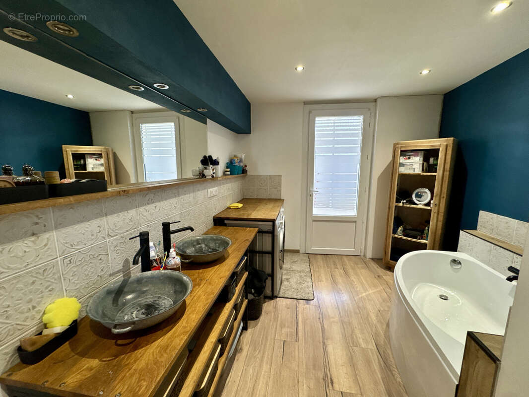 Maison à AIGUES-VIVES