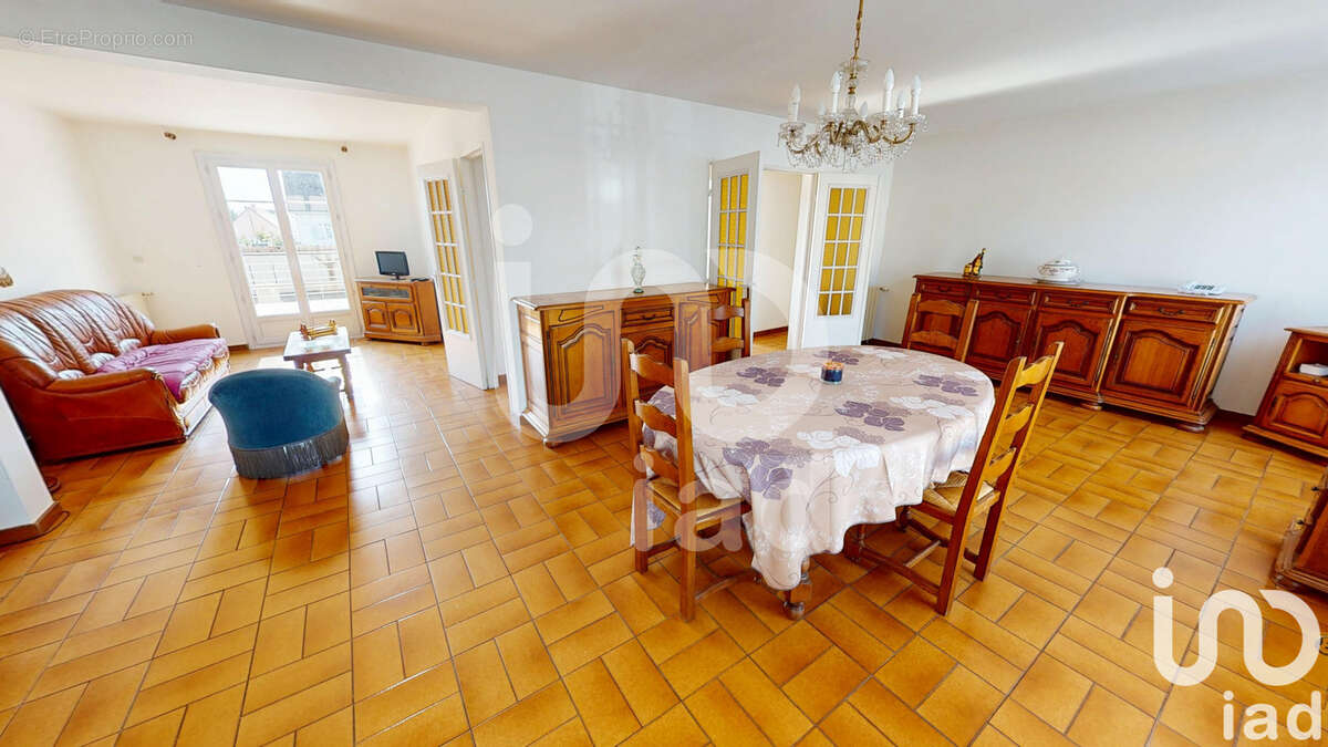 Photo 3 - Maison à VERNEUIL-L'ETANG