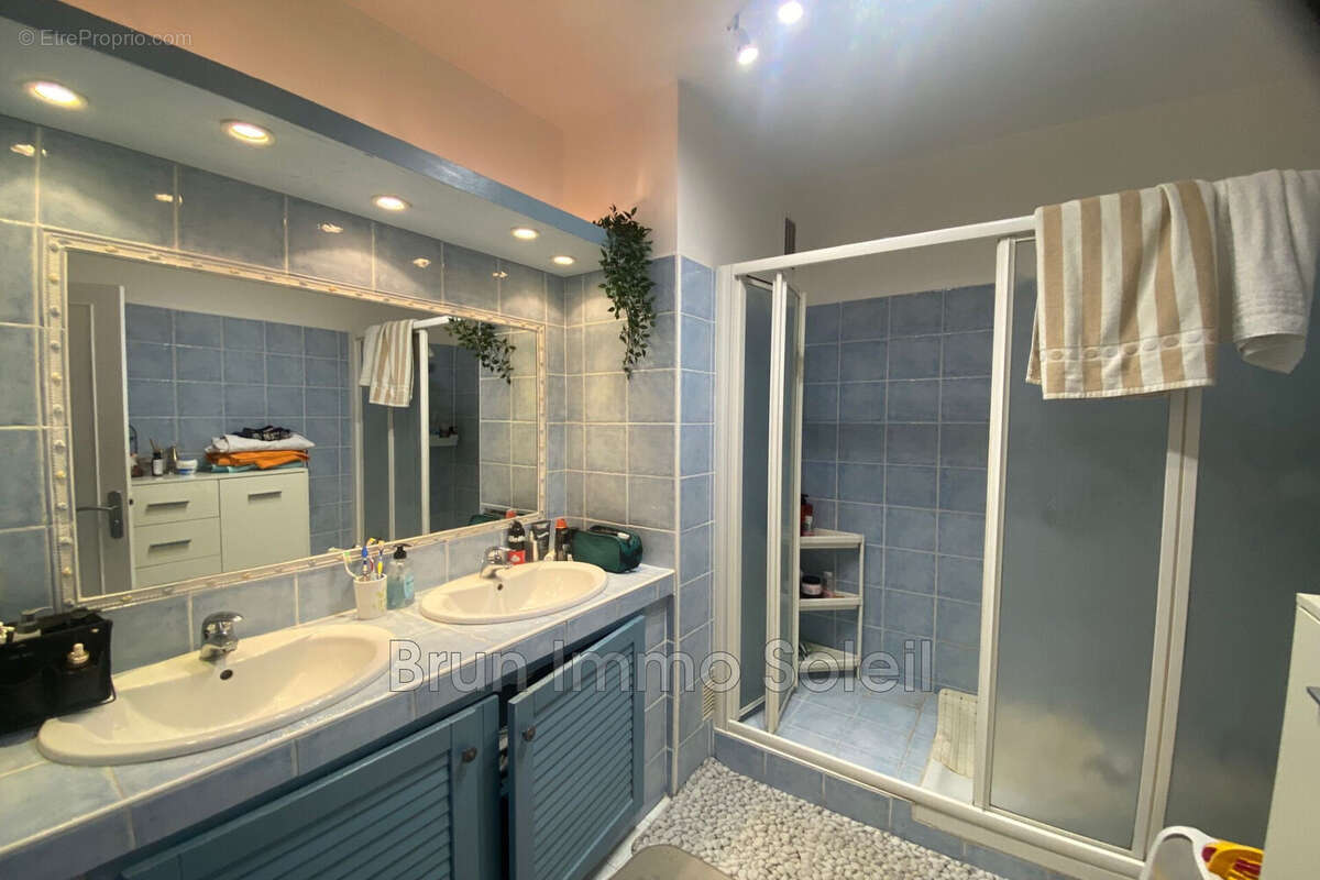 Appartement 75 m² à Cagnes-Sur-Mer  - photo 8