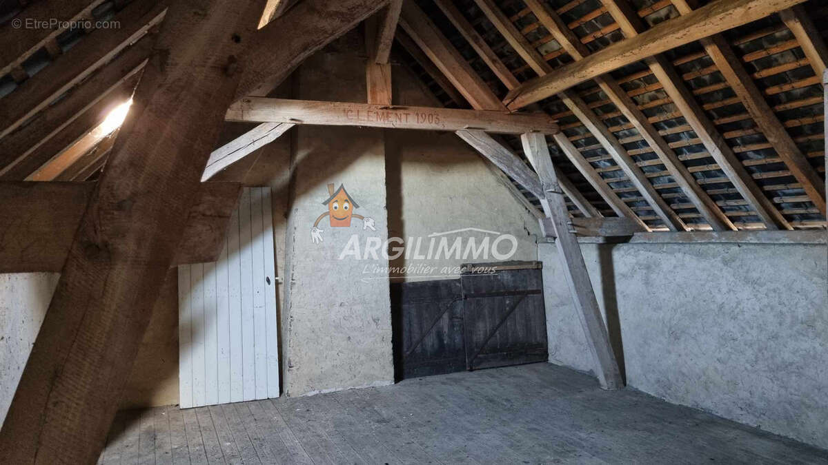 Maison à SAINT-CALAIS