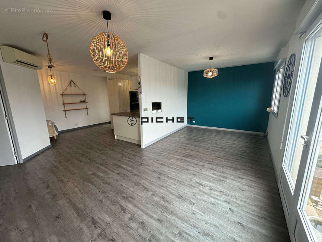 Appartement à PESSAC