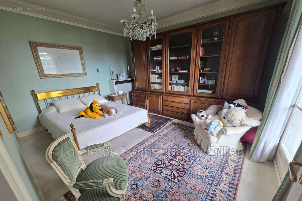 Maison à GREOUX-LES-BAINS