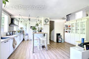Appartement à FRESNES