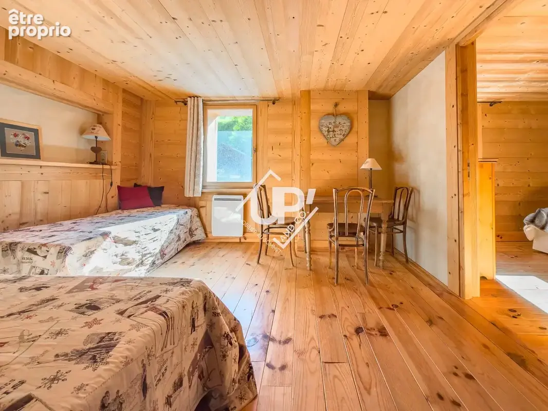 Ensemble immobilier de caractère – Plus de 530 m² au cœur des Aravis - photo 4