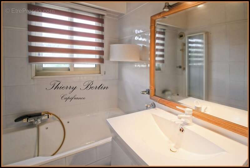 Appartement à MANDELIEU-LA-NAPOULE