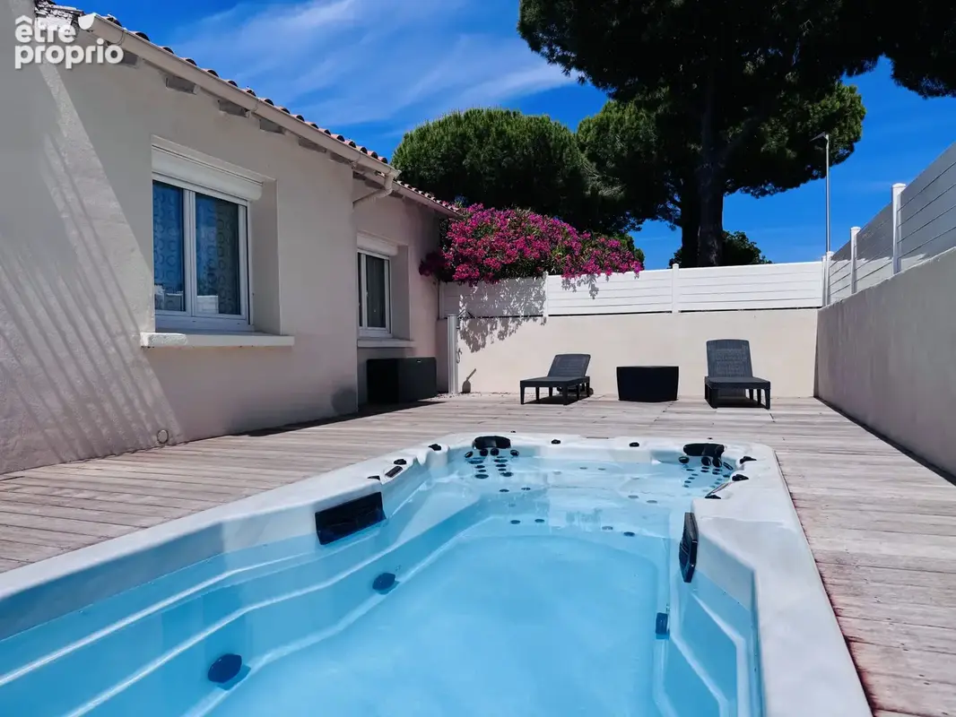 VILLA Quartier GOELANDS avec Spa, 3 chambres de plain-pied - photo 1