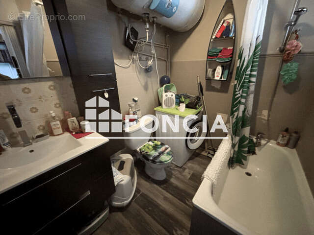 Appartement à LUNEL