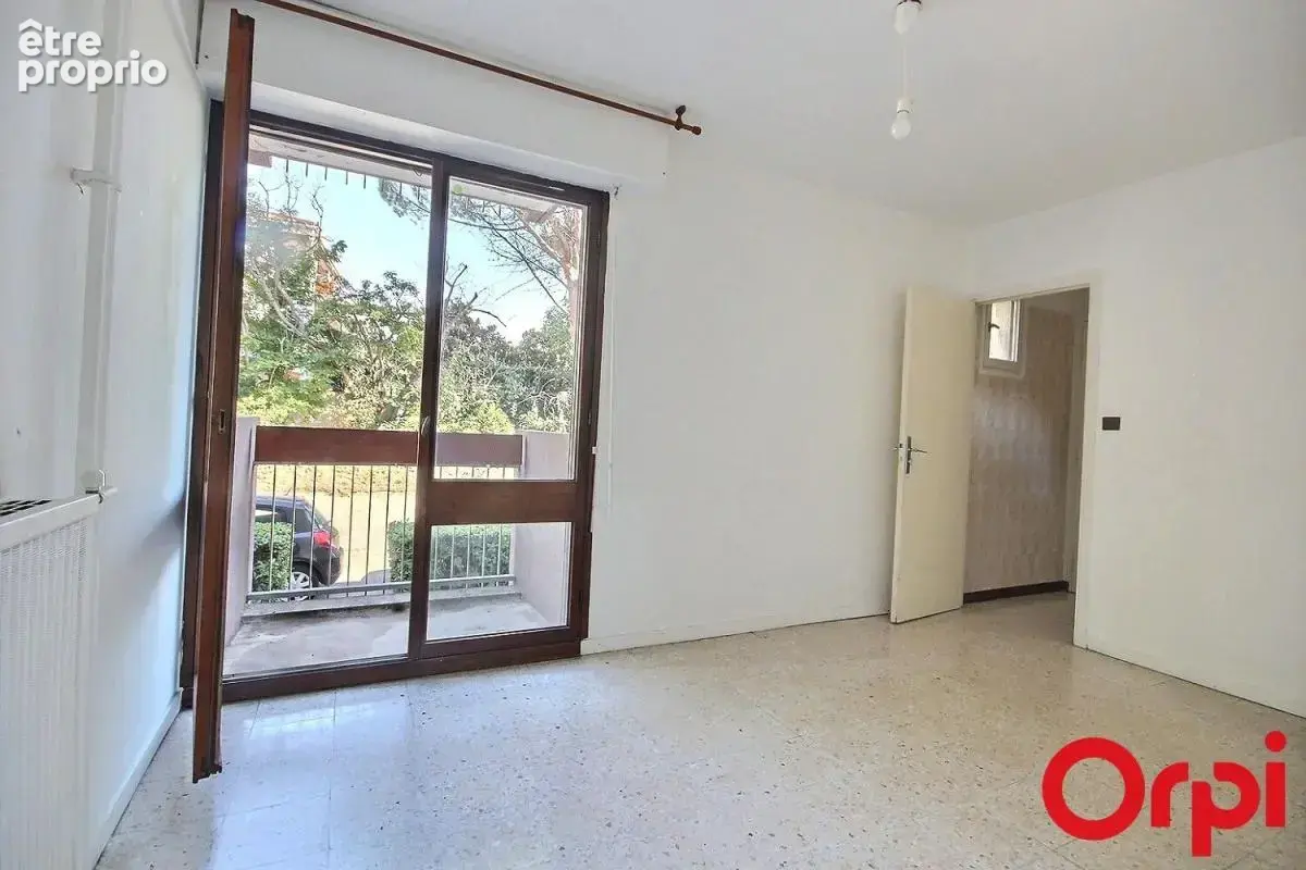 Appartement T5 à vendre - Terrasse - Parking - La fourragère -13012 Marseille - photo 16
