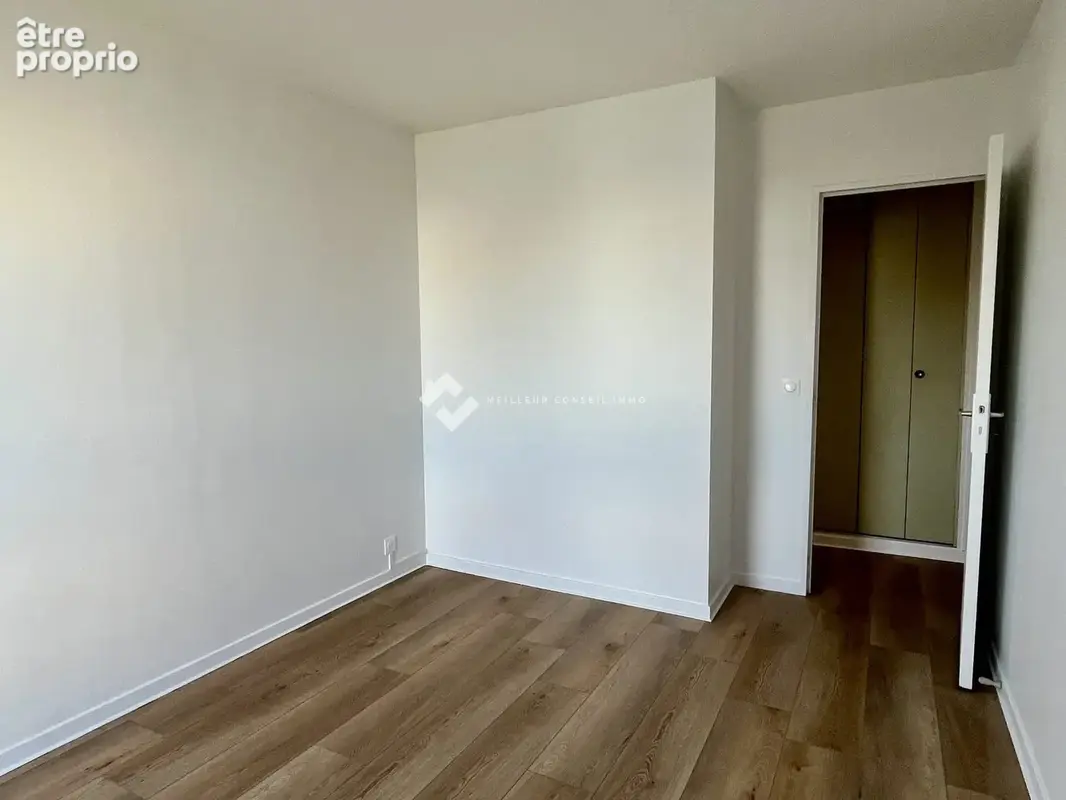 Appartement 2 pièces 47 m² à vendre à Rocquencourt (78150) - photo 8