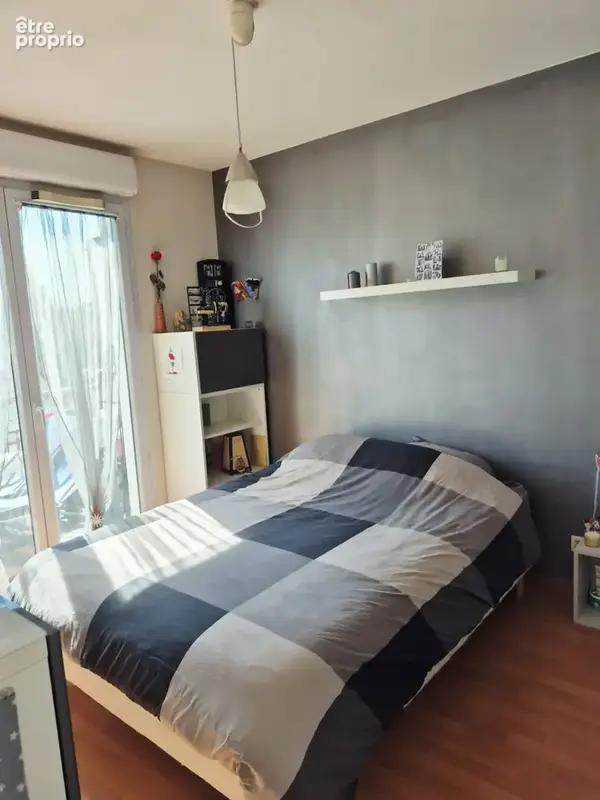 Appartement T4 de 80.34 m2 entièrement rénové avec grand balcon et garage - photo 5