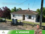 Maison à LIZANT