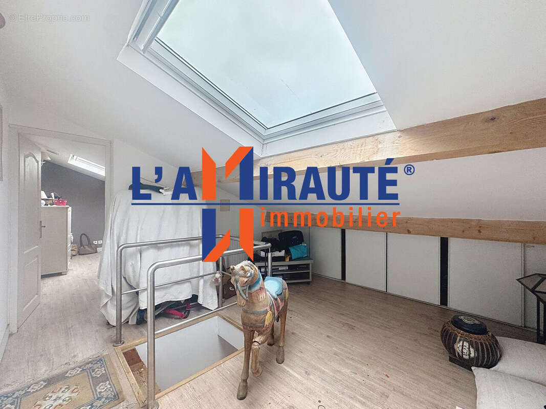 Maison à SARTROUVILLE