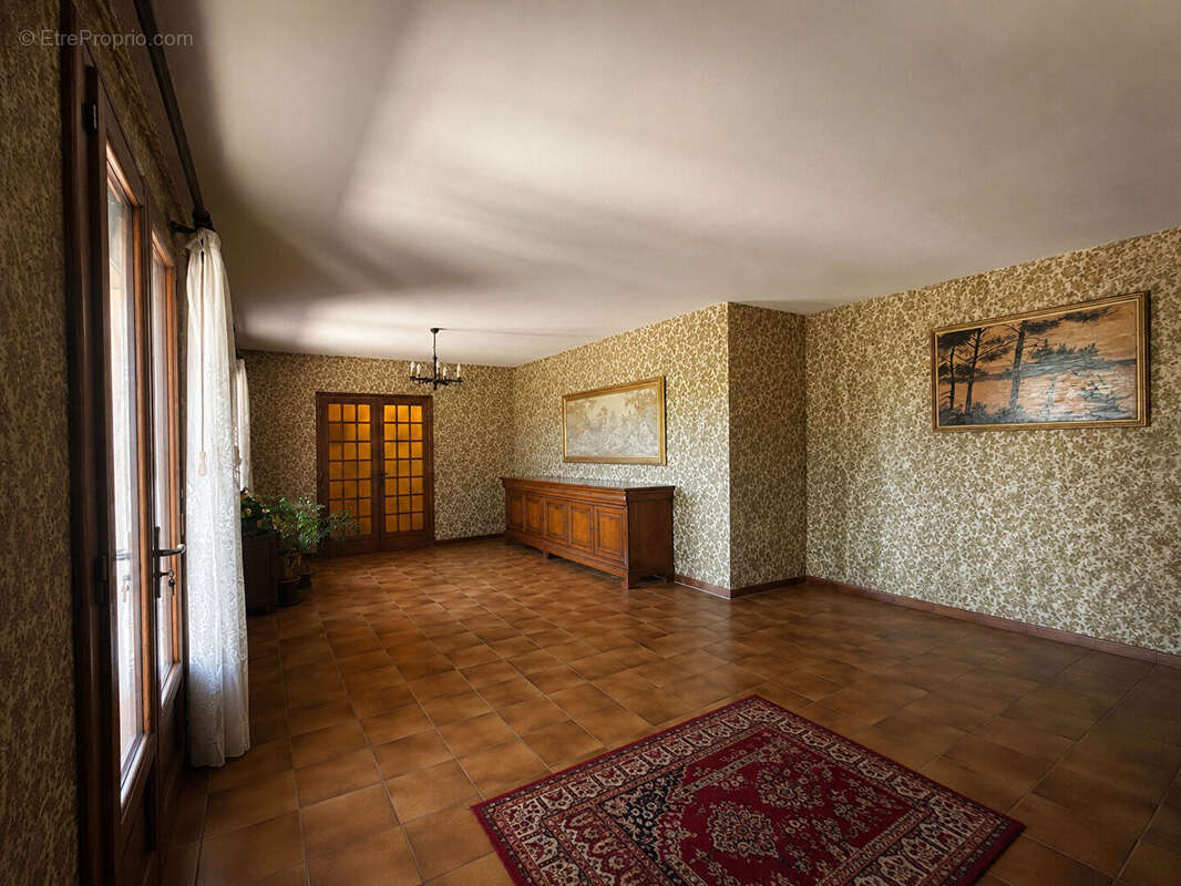 Durban Corbières Maison  de plain pied  avec garage  et  belle vue sur le château - photo 6