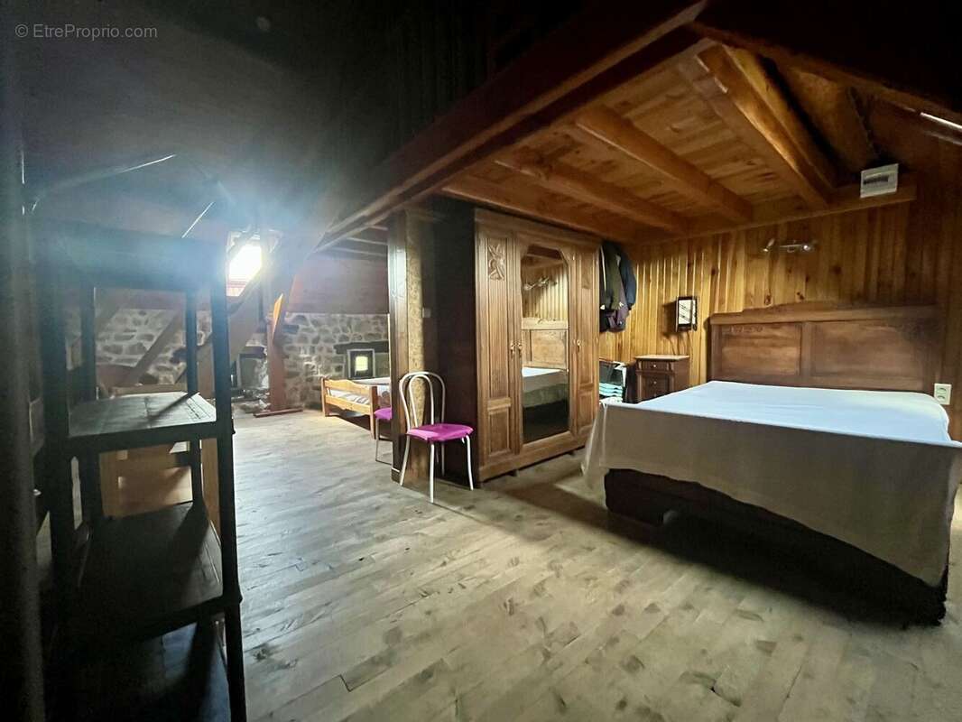 Maison à BLAVIGNAC