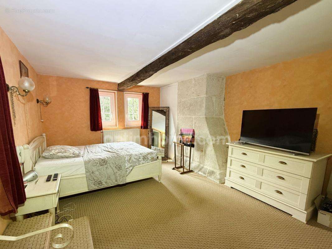 Maison normande de caractère de 121 m² avec 4 chambres, vie de plain-pied, Le Mesnil-Guillaume (14100), à moins de 10 minutes de - photo 18