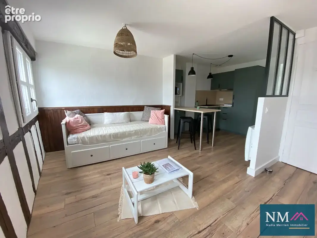 Bayonne - les halles  - t1 de 25 m²  - dernier étage - photo 6