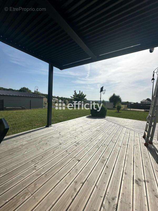 Maison 138 m² à Albaret-Sainte-Marie  - photo 11