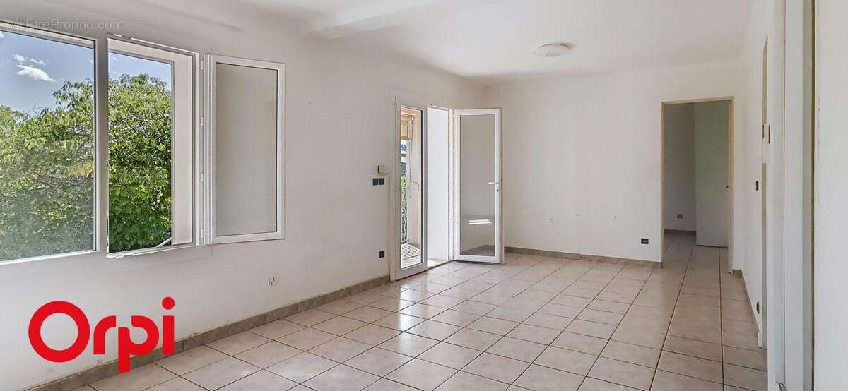 Maison à LA CADIERE-D&#039;AZUR