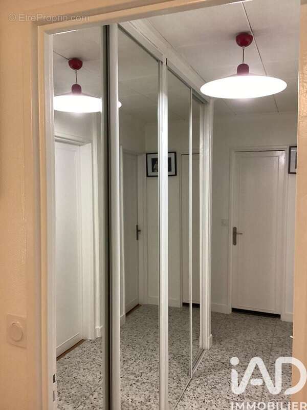 Photo 8 - Appartement à CHOISY-LE-ROI