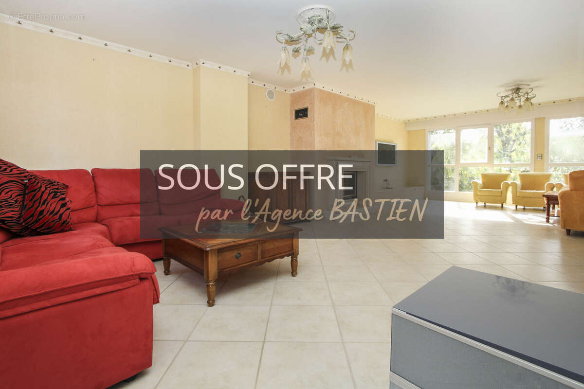 Appartement à FERNEY-VOLTAIRE