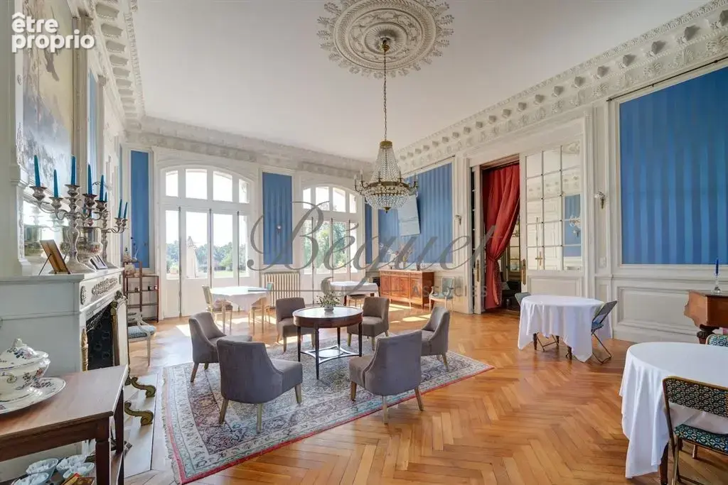 Azay-le-Rideau (37190) – Château de 1900 de 1060 m², 17 chambres, parc de 2,7 ha – près de Tours, Indre-et-Loire, Centre-Val de  - photo 4