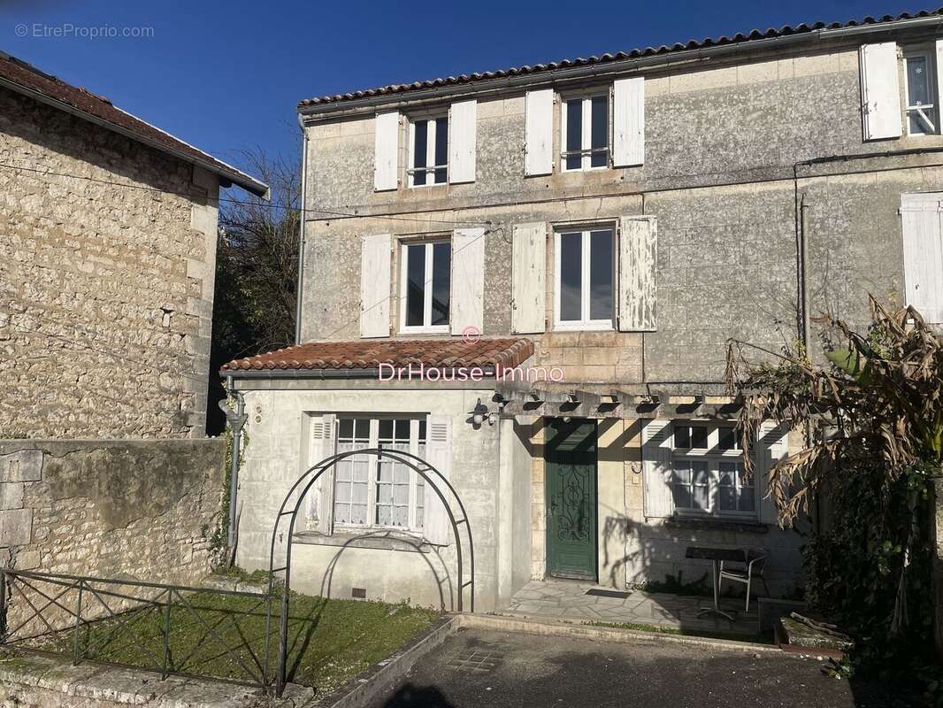 Maison à ANGOULEME