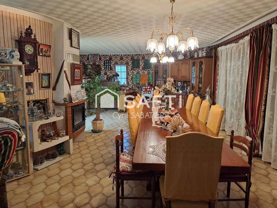 Photo 3 - Maison à LESPIGNAN